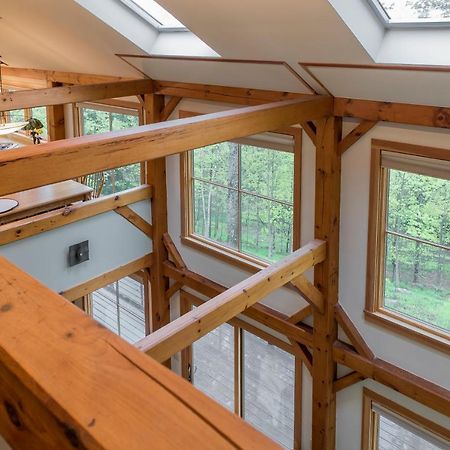 Private Home Overlooking Stevens Lake Great Barrington Exteriör bild