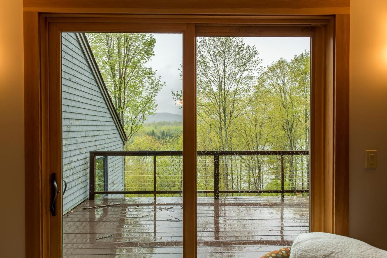 Private Home Overlooking Stevens Lake Great Barrington Exteriör bild